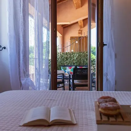Anemoni Nel Borgo Di By Yohome
