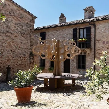 Anemoni Nel Borgo Di By Yohome Montegridolfo