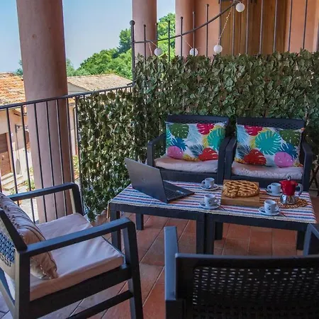 Appartamento Anemoni Nel Borgo Di By Yohome